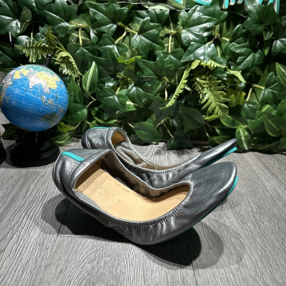 TIEKS Women's Ballet Foldable Flats US 9 Silver Screen Leather Shoes EUC